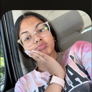 Meet your Posher, Kiara